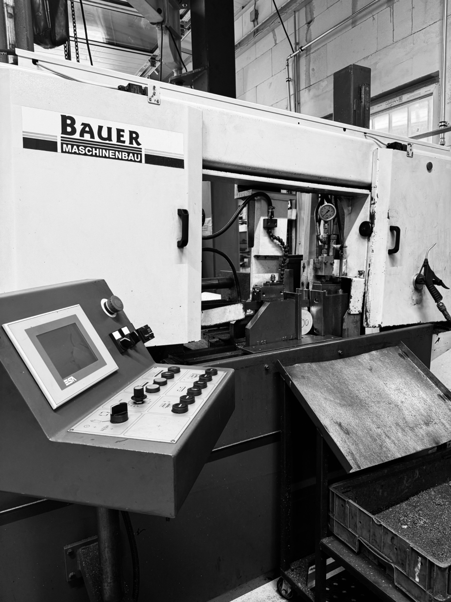 Bauer band saw at Raditsch Zerspanungstechnik